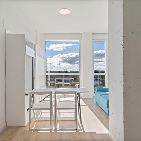 Loft Reformado Industrial Con Garaje Alquiler Temporal Appartement Madrid Buitenkant foto