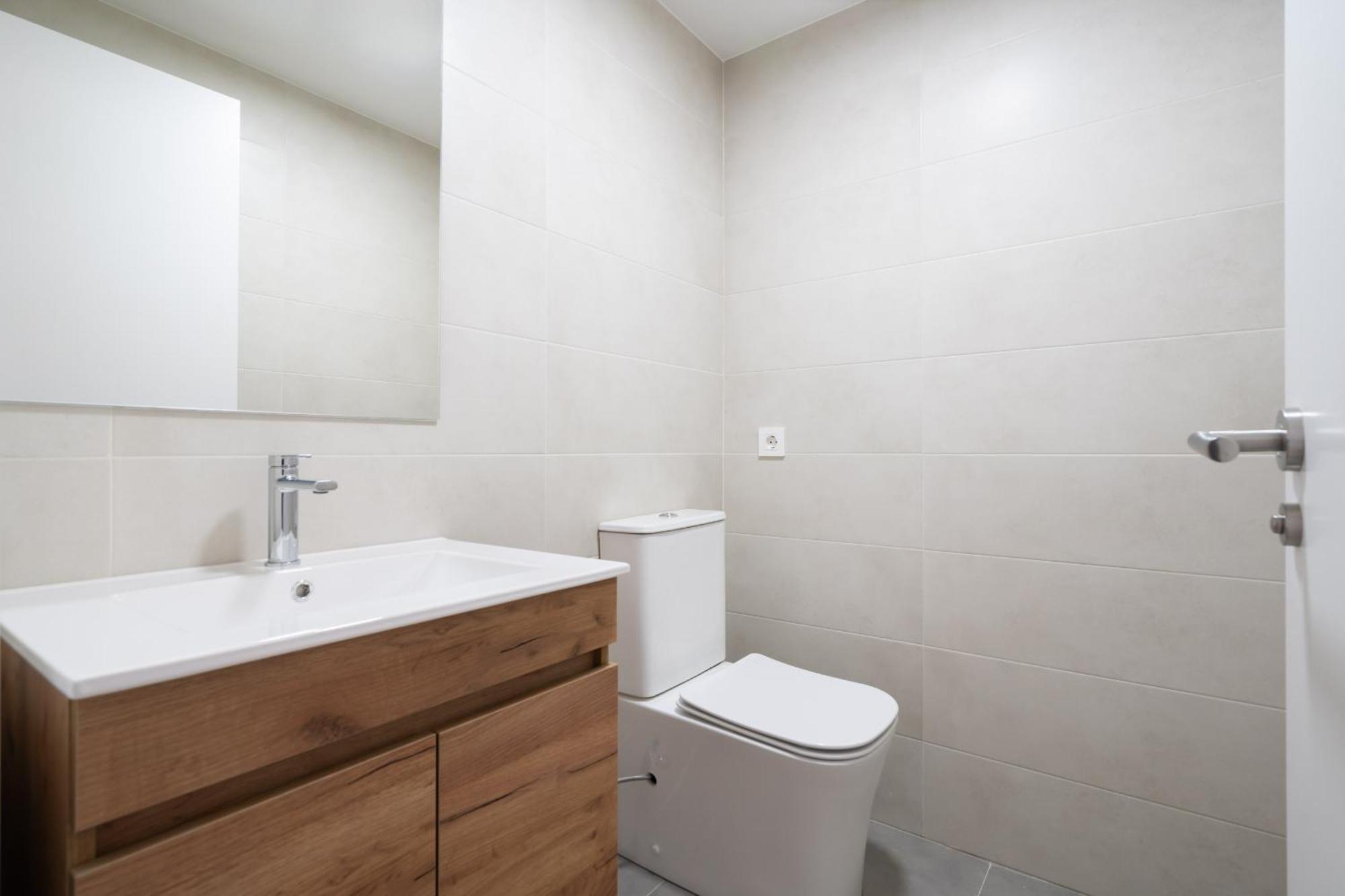 Loft Reformado Industrial Con Garaje Alquiler Temporal Appartement Madrid Buitenkant foto