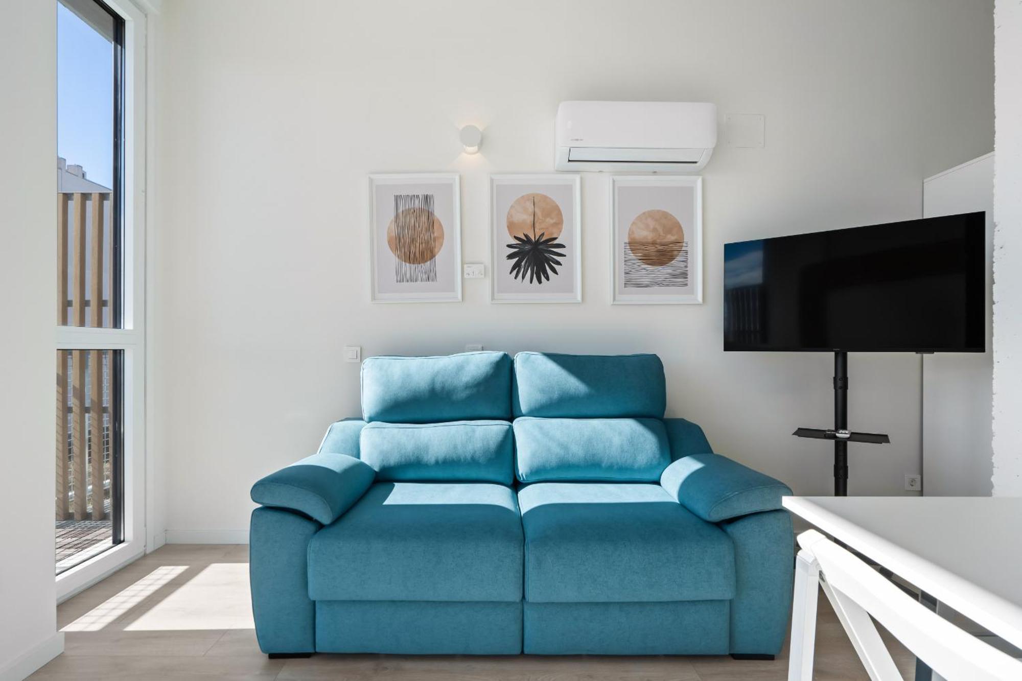 Loft Reformado Industrial Con Garaje Alquiler Temporal Appartement Madrid Buitenkant foto