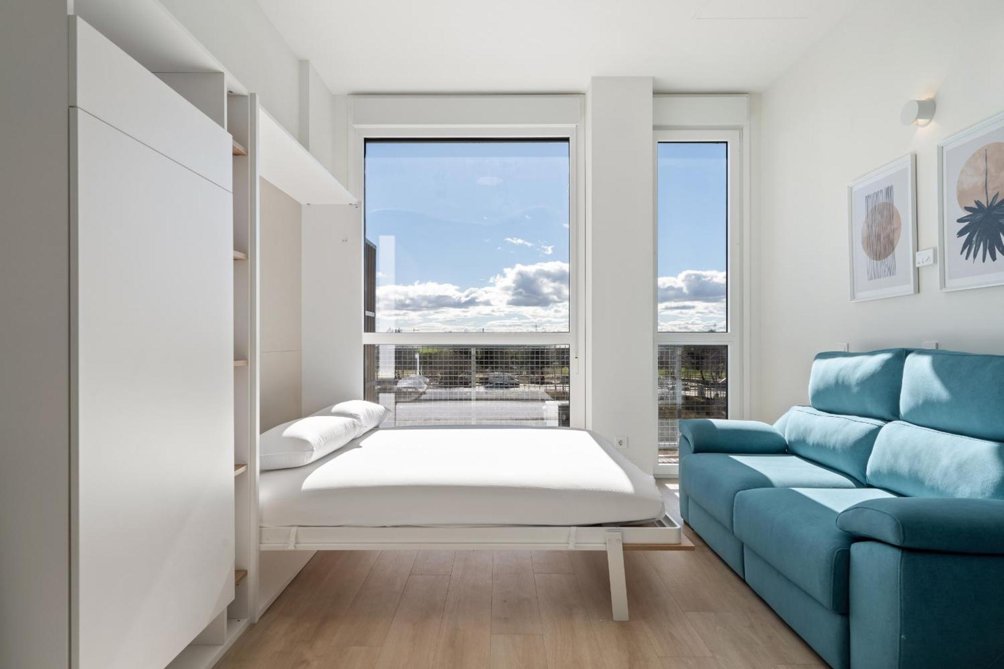 Loft Reformado Industrial Con Garaje Alquiler Temporal Appartement Madrid Buitenkant foto